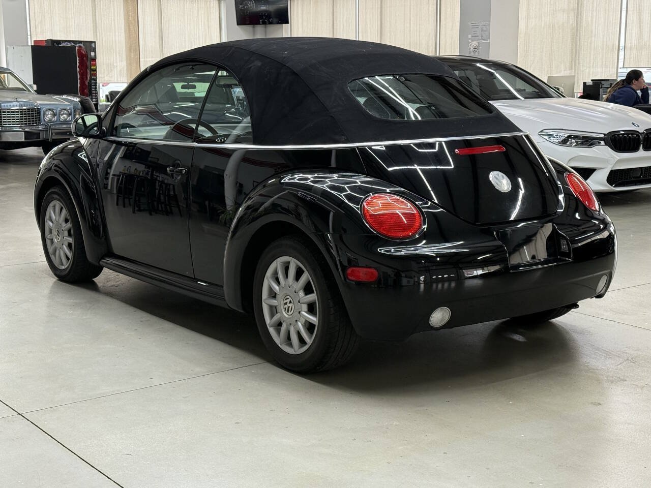 Used 2005 Volkswagen Beetle GLS FWD image 4