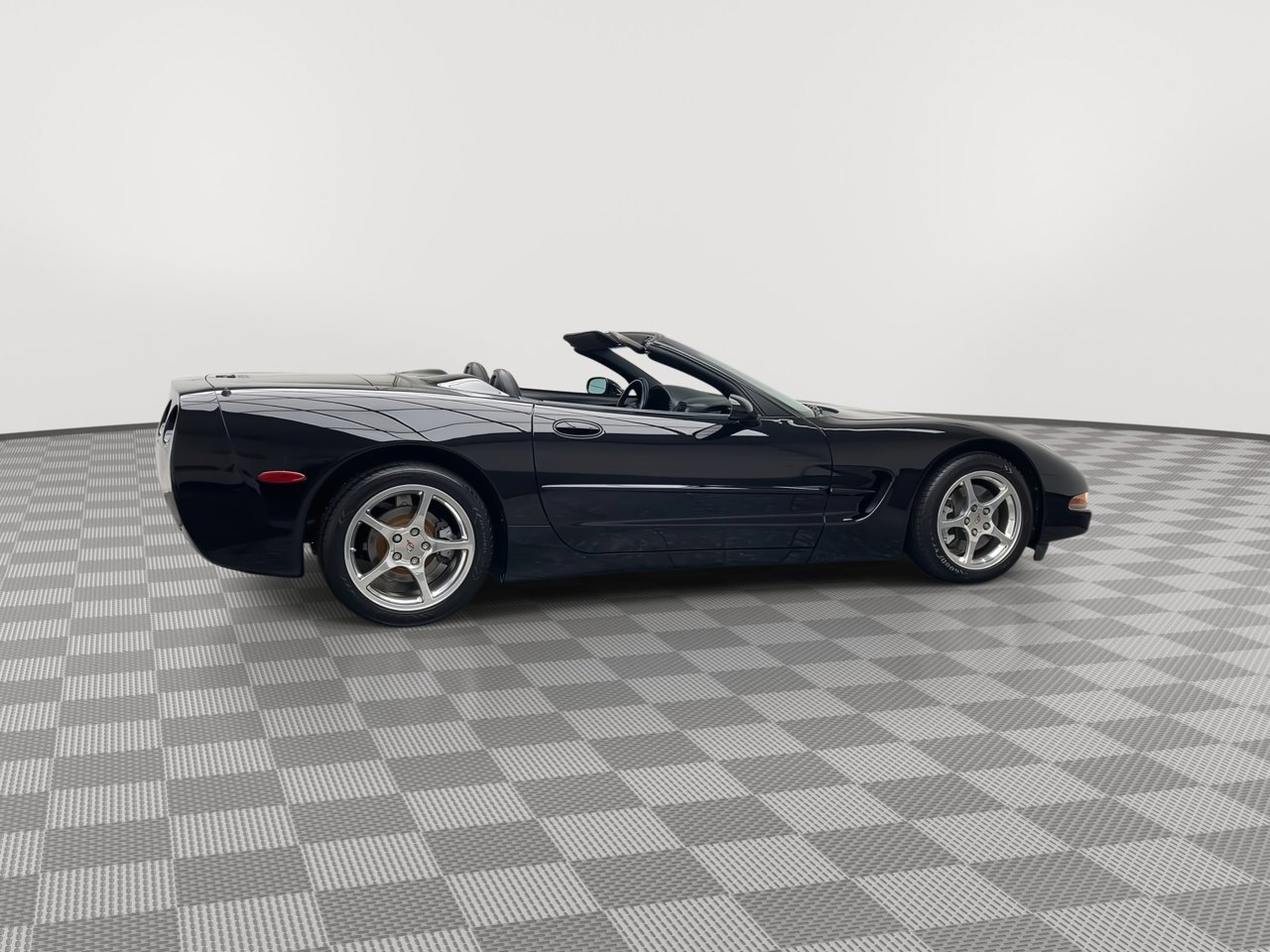 Used 2001 Chevrolet Corvette Convertible w/ Preferred Equipment Group2 image 30