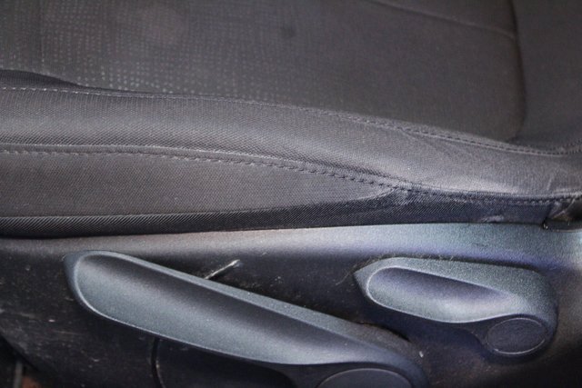 Used 2016 Chrysler 200 LX image 18