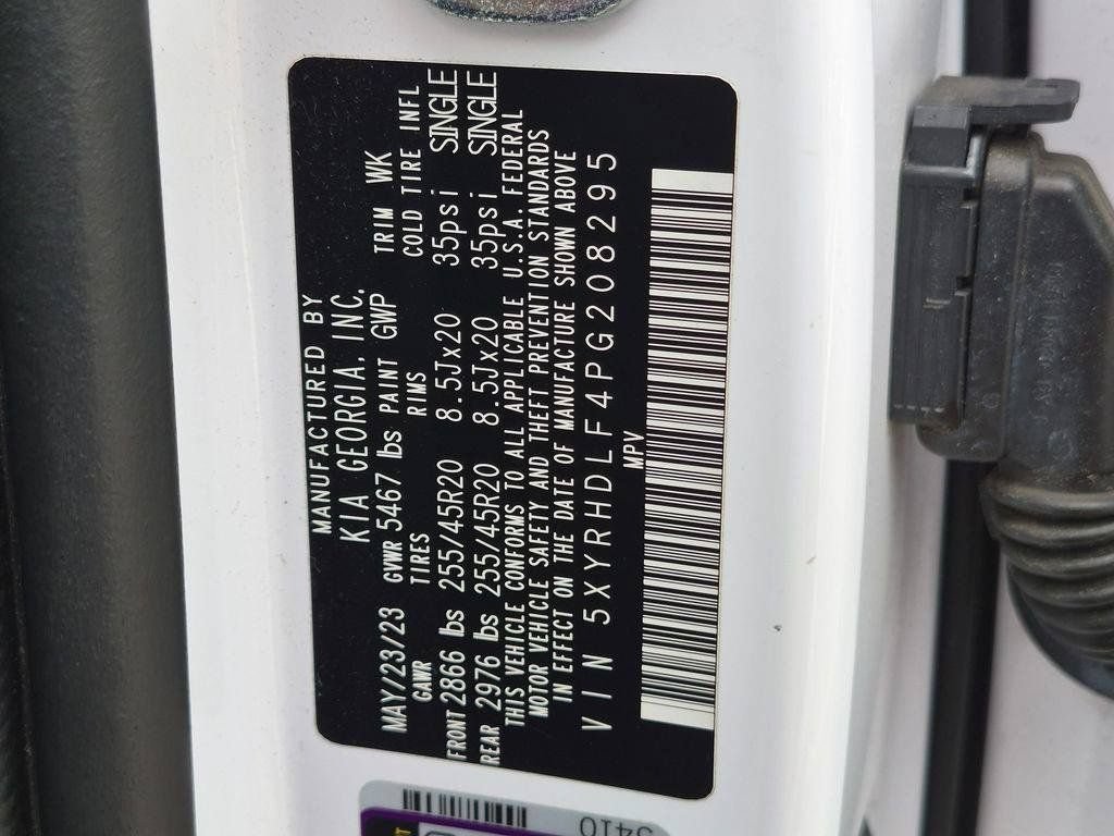 Certified 2023 Kia Sorento X-Line EX AWD/4WD image 8