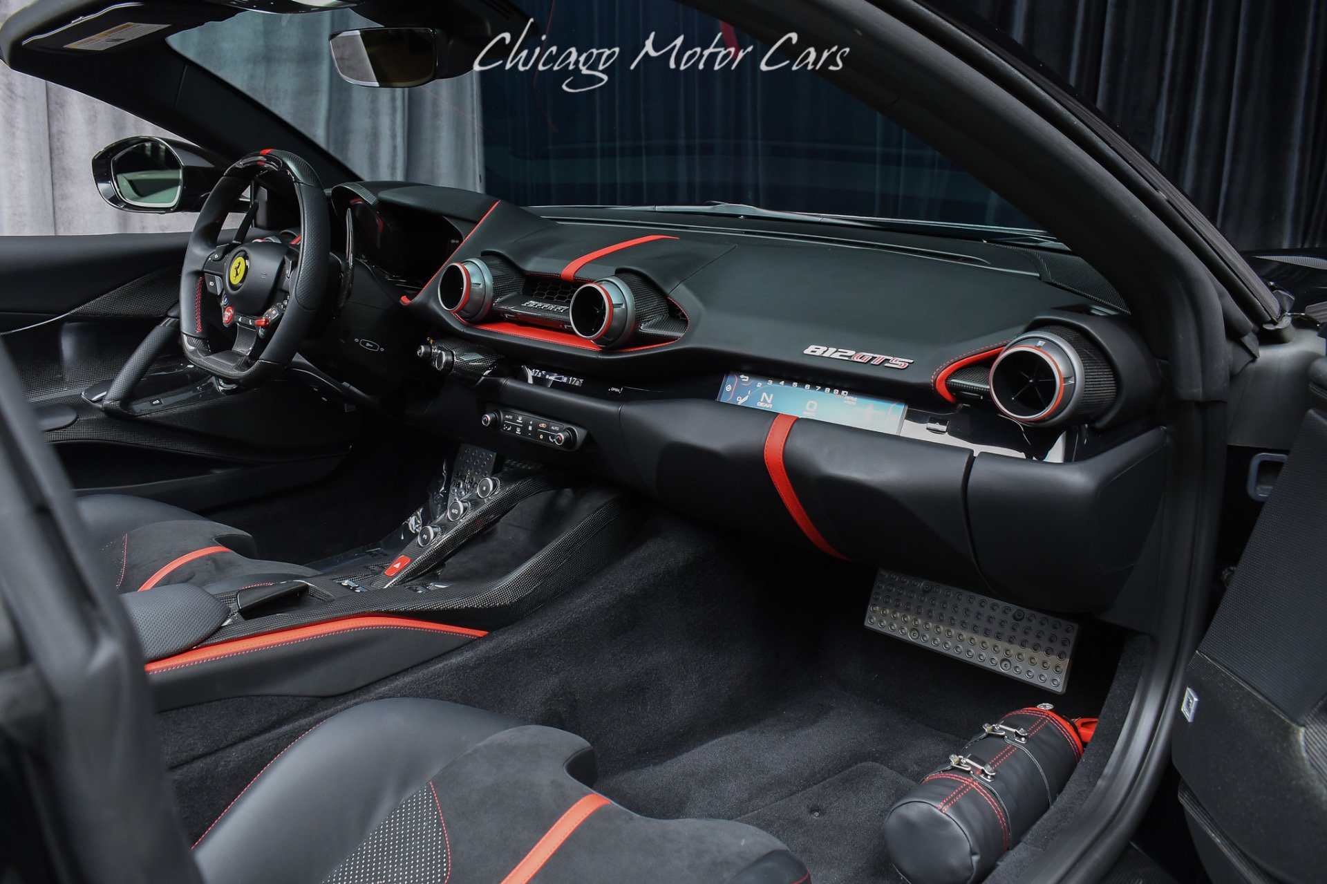 Used 2023 Ferrari 812 GTS RWD image 17