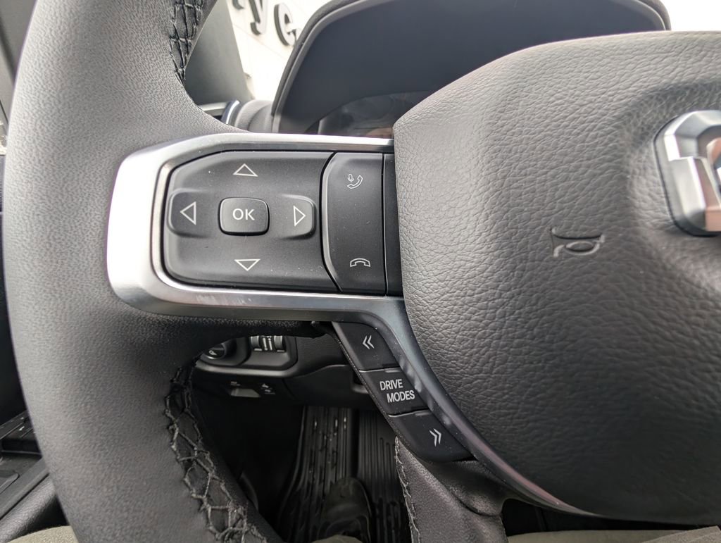 New 2026 RAM 1500 4x4 Crew Cab image 22