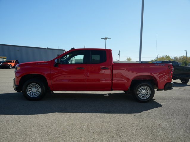Used 2021 Chevrolet Silverado 1500 W/T w/ WT Value Package image 4