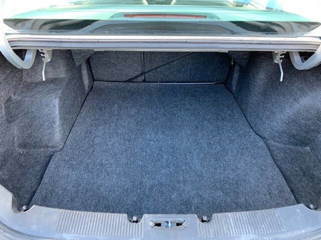 Used 2003 Ford Taurus SEL image 16