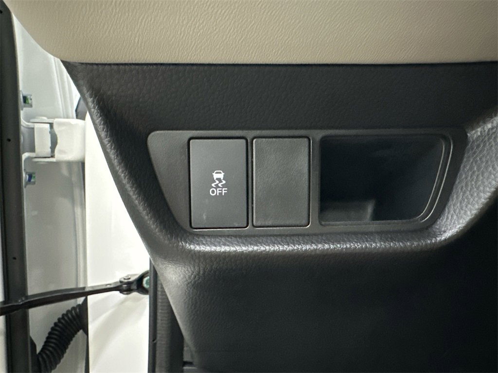 New 2026 Honda HR-V EX-L image 33