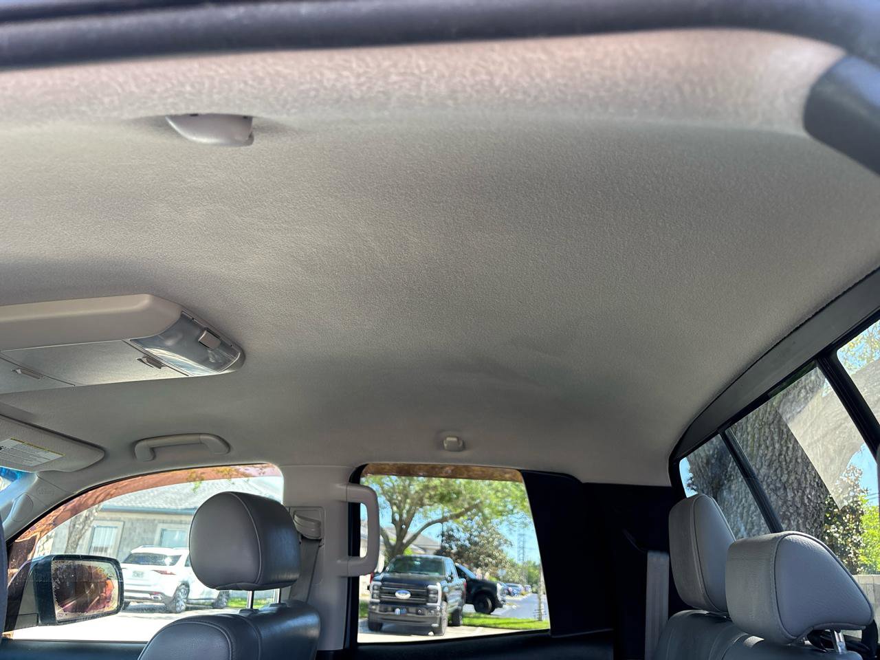 Used 2010 Toyota Tundra Limited AWD/4WD image 30