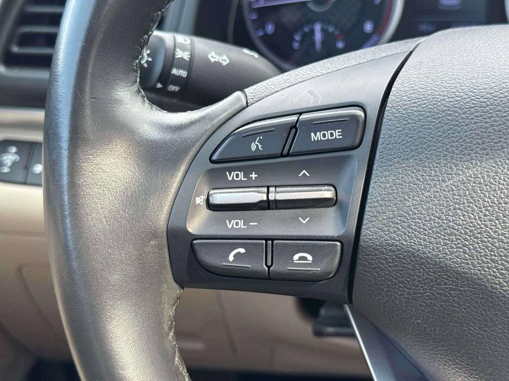 Used 2020 Hyundai Elantra Value Edition FWD image 24