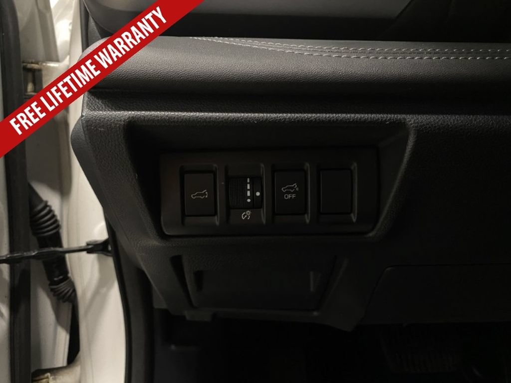 Used 2023 Subaru Outback Touring XT w/ Popular Package #2 AWD/4WD image 34