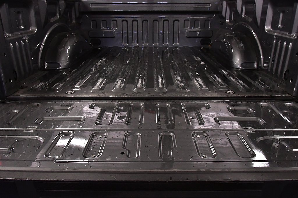 Used 2022 Ford F150 XL w/ STX Black Appearance Package image 14