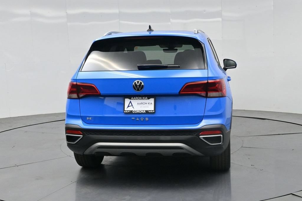 Used 2023 Volkswagen Taos SE w/ Panoramic Sunroof Package FWD image 33