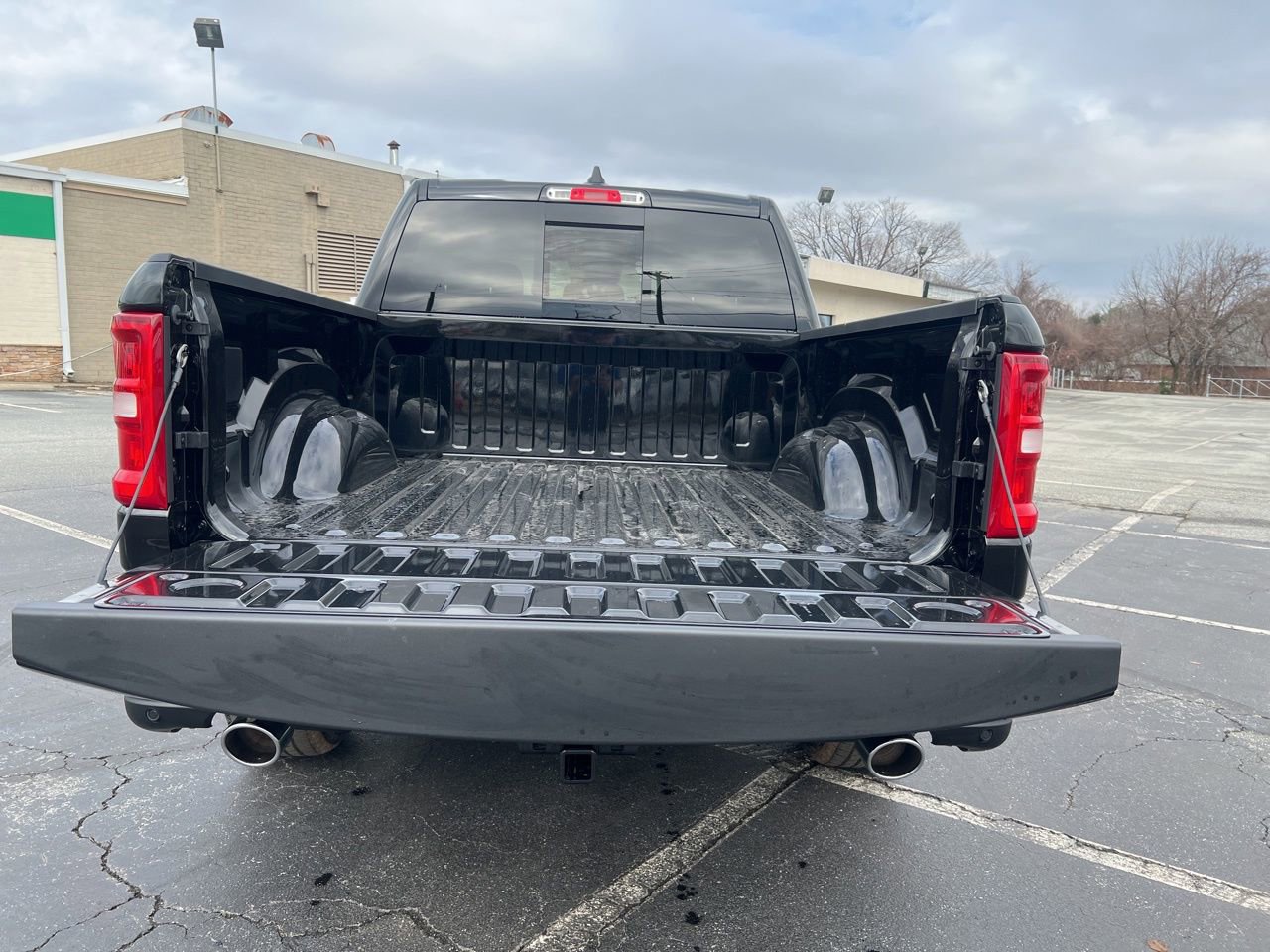 New 2026 RAM 1500 Big Horn AWD/4WD image 13