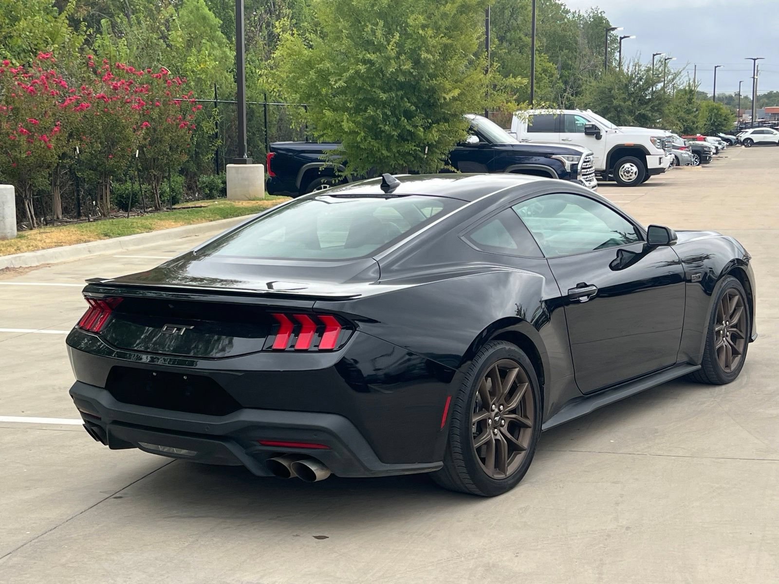 Used 2025 Ford Mustang GT Premium RWD image 12