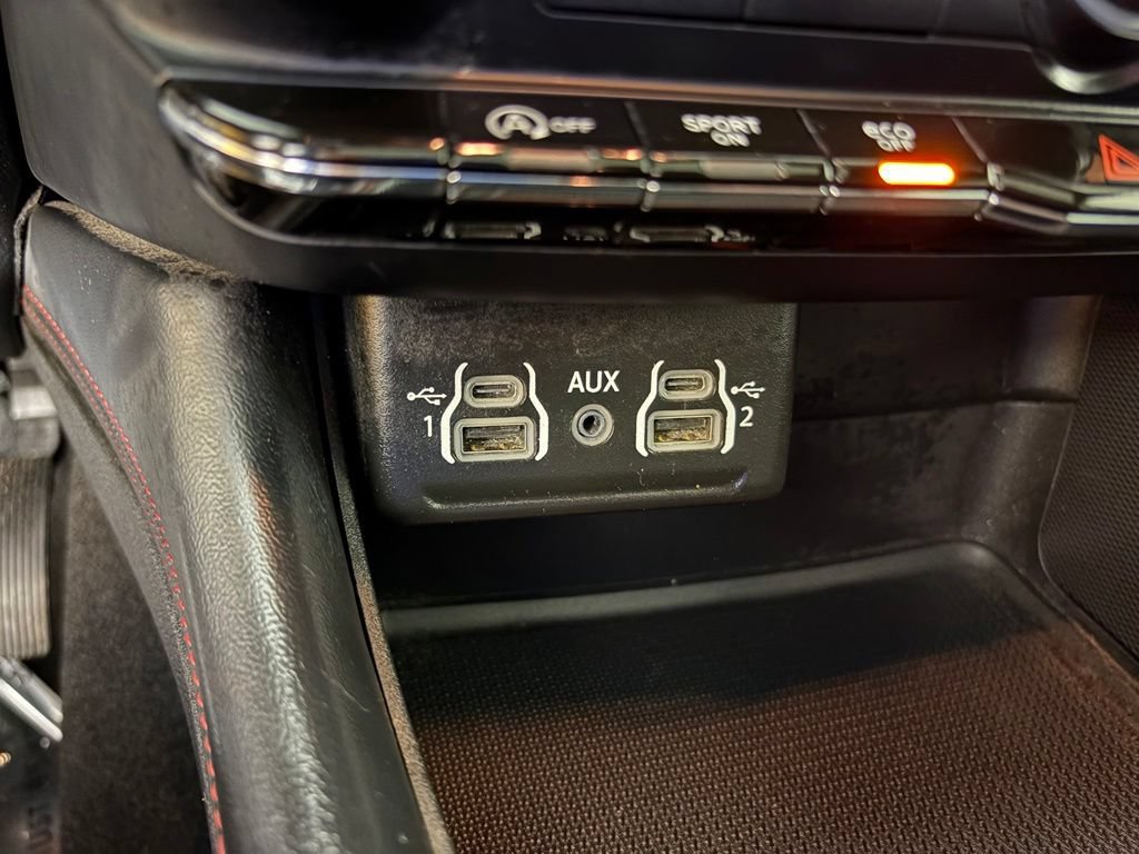 Used 2024 Dodge Durango GT RWD image 30