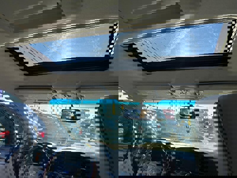 Used 2012 Nissan Quest LE image 7