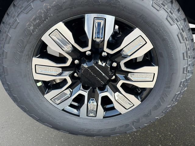 New 2026 GMC Sierra 2500 Denali w/ Denali Reserve Package image 10