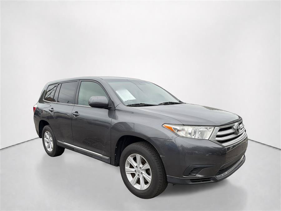 Used 2013 Toyota Highlander 4WD w/ Cold Weather Pkg image 3