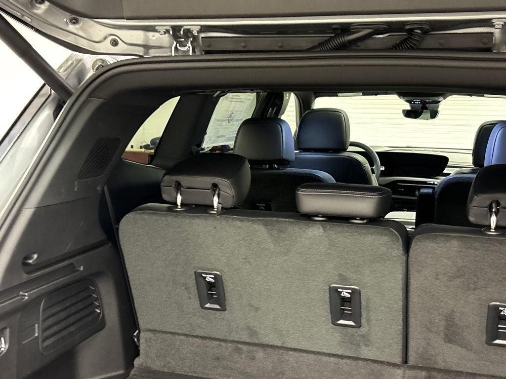 New 2026 Buick Enclave Sport Touring w/ Power Package image 18