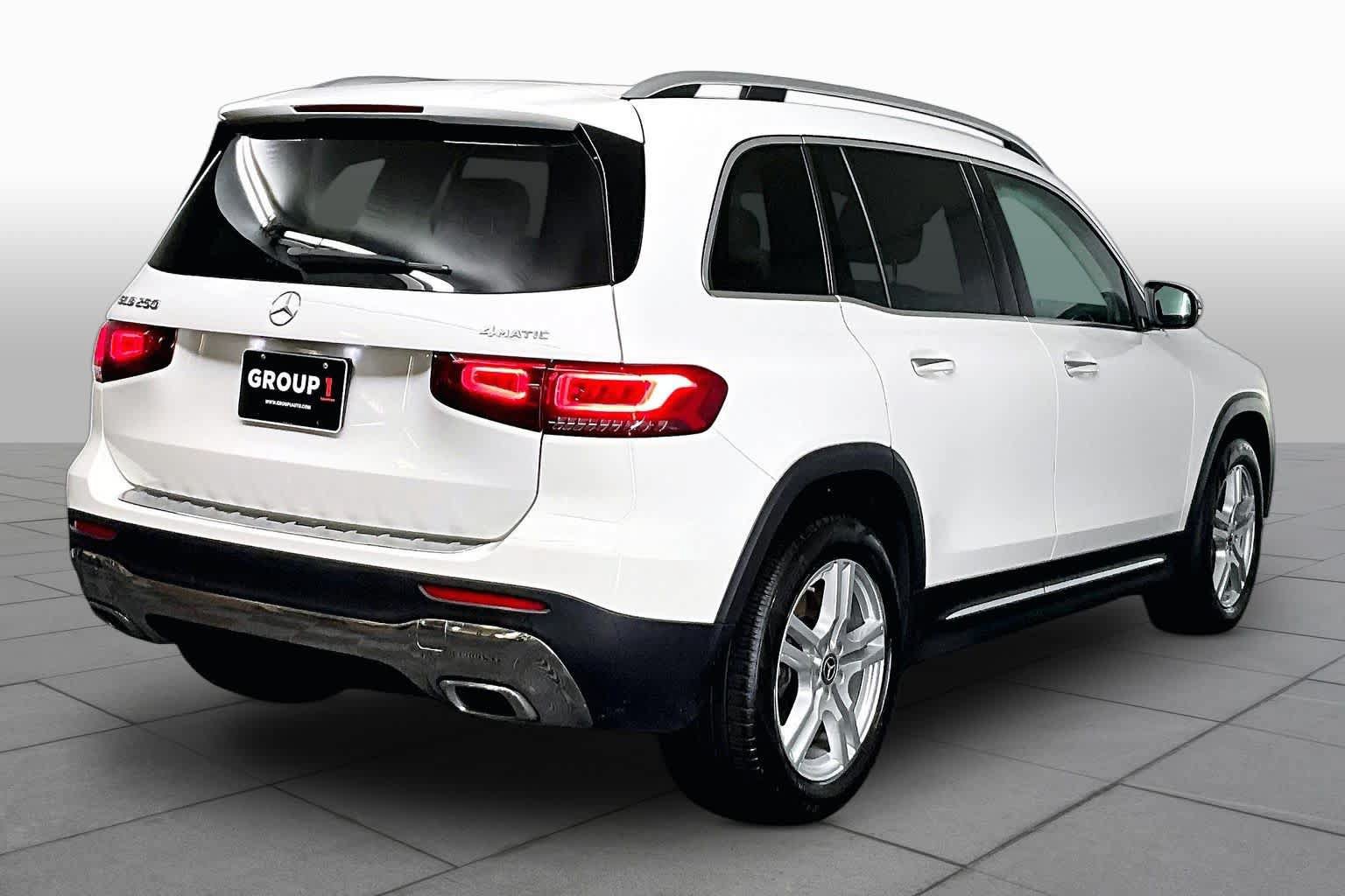 Certified 2022 Mercedes-Benz GLB 250 4MATIC image 13