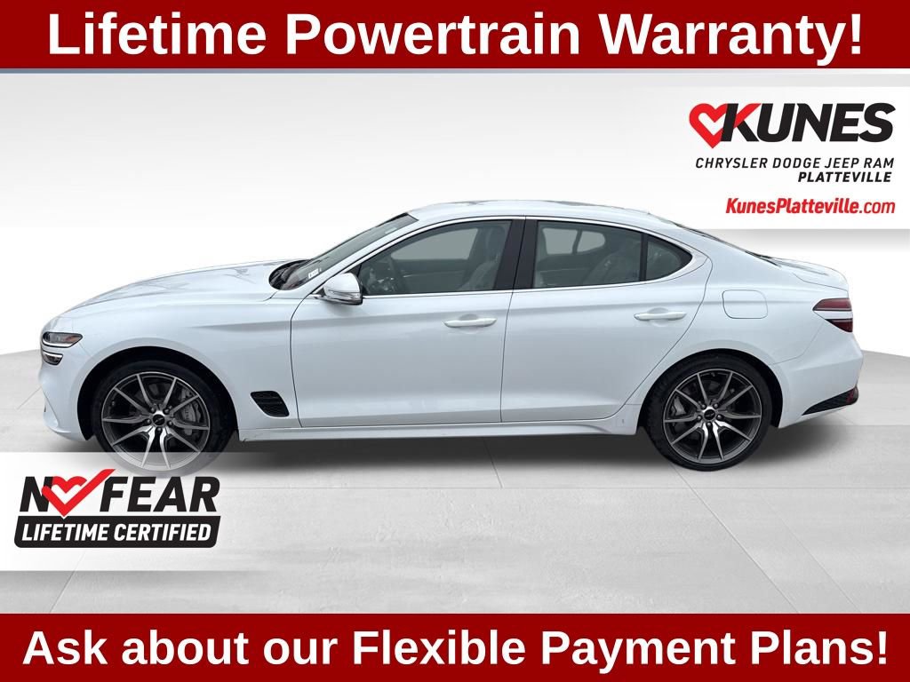 Used 2025 Genesis G70 2.5T image 8