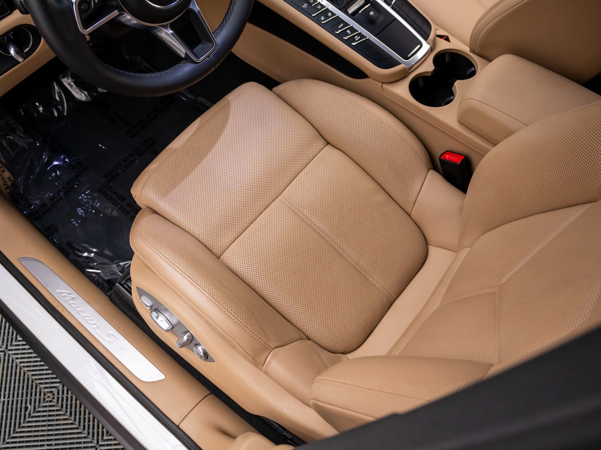 Used 2019 Porsche Macan S AWD/4WD image 15