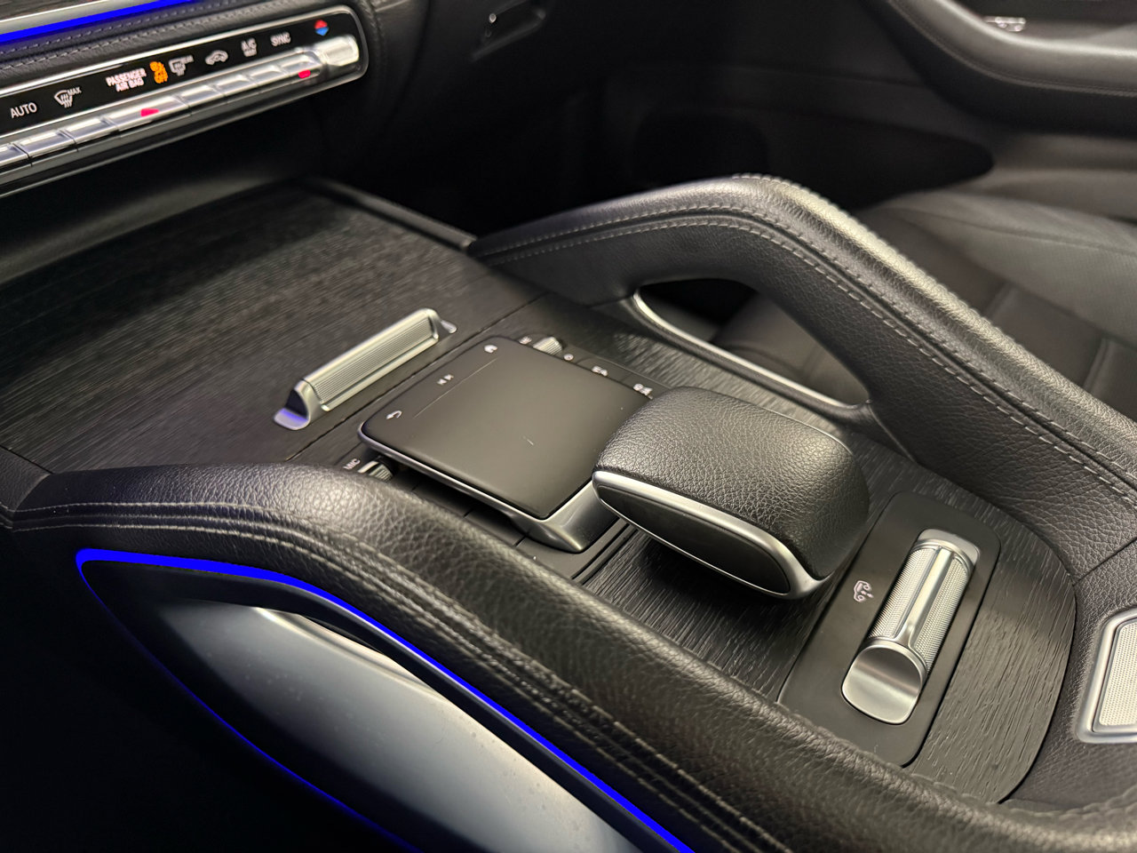 Used 2022 Mercedes-Benz GLS 450 4MATIC image 27