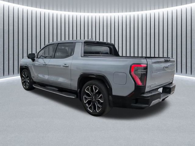 Used 2024 GMC Sierra EV Denali AWD/4WD image 8