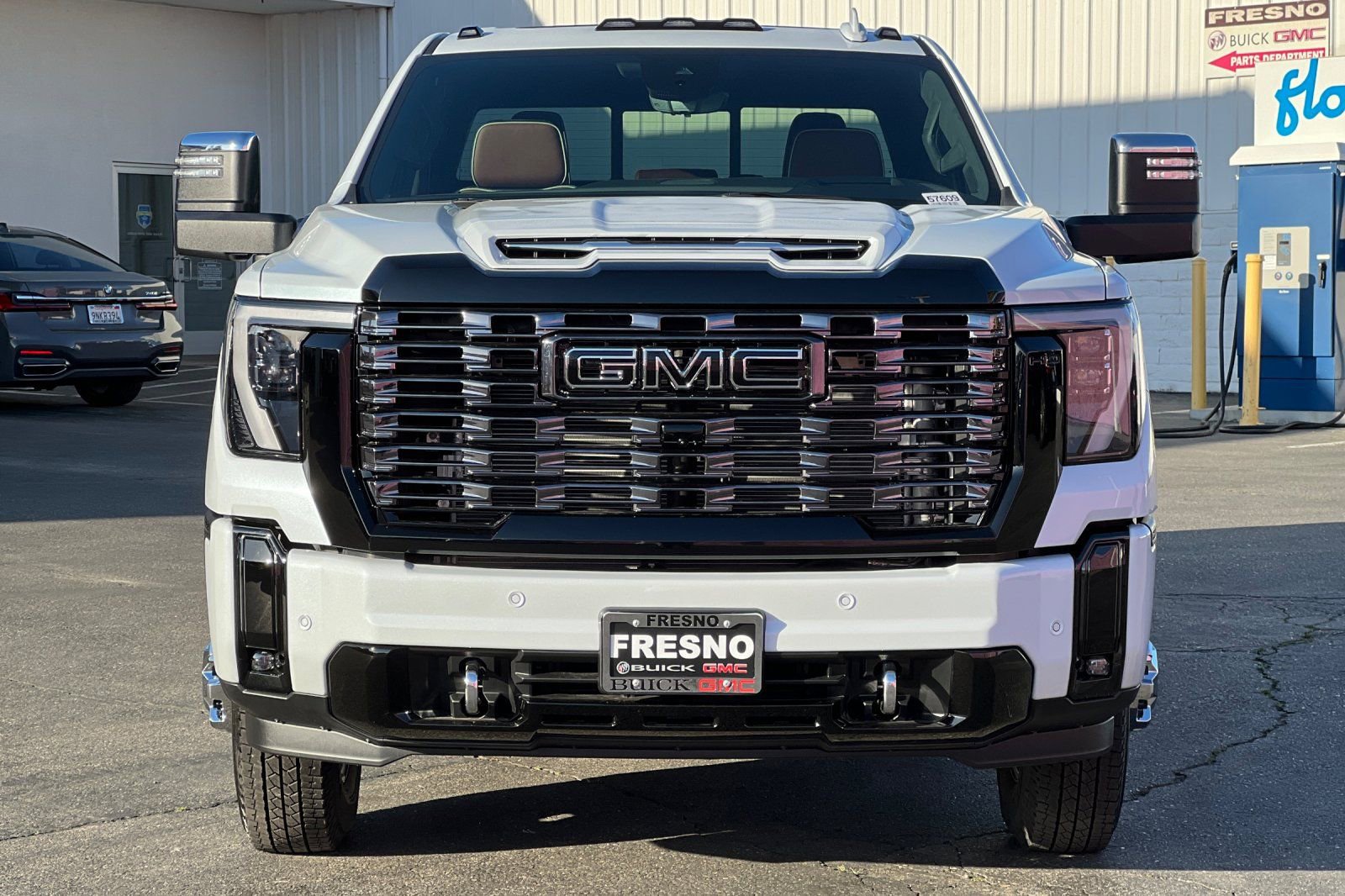 New 2026 GMC Sierra 3500 Denali Ultimate w/ LPO, Black Badging Package image 3