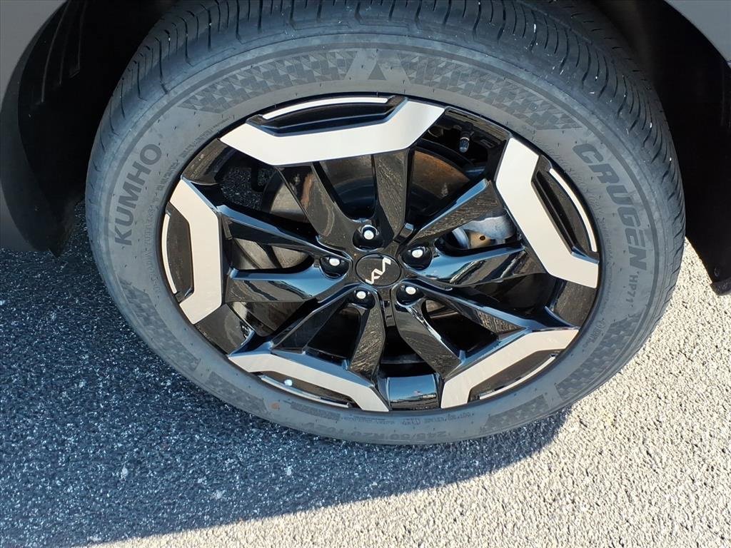 Used 2025 Kia Telluride S image 7