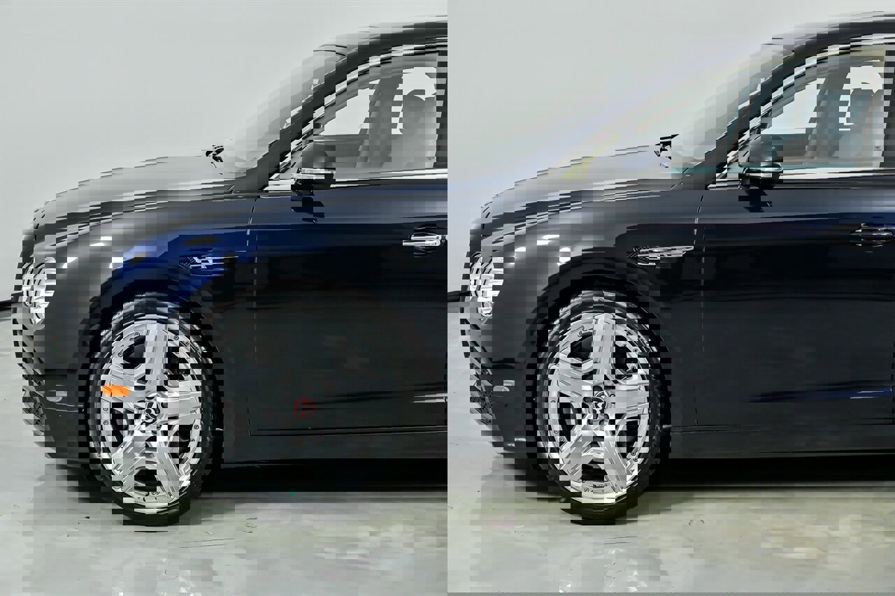 Used 2015 Bentley Flying Spur V8 image 7