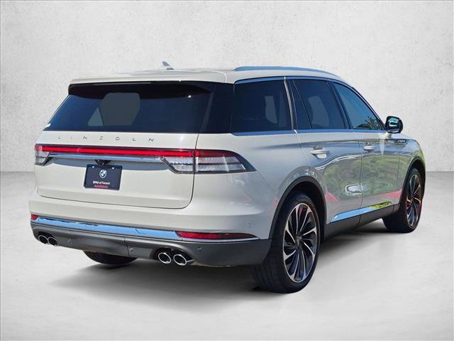 Used 2020 Lincoln Aviator Reserve w/ Equipment Group 202A AWD/4WD image 6
