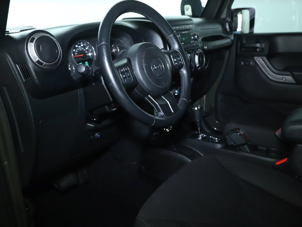 Used 2015 Jeep Wrangler Sport w/ Quick Order Package 24S AWD/4WD image 6
