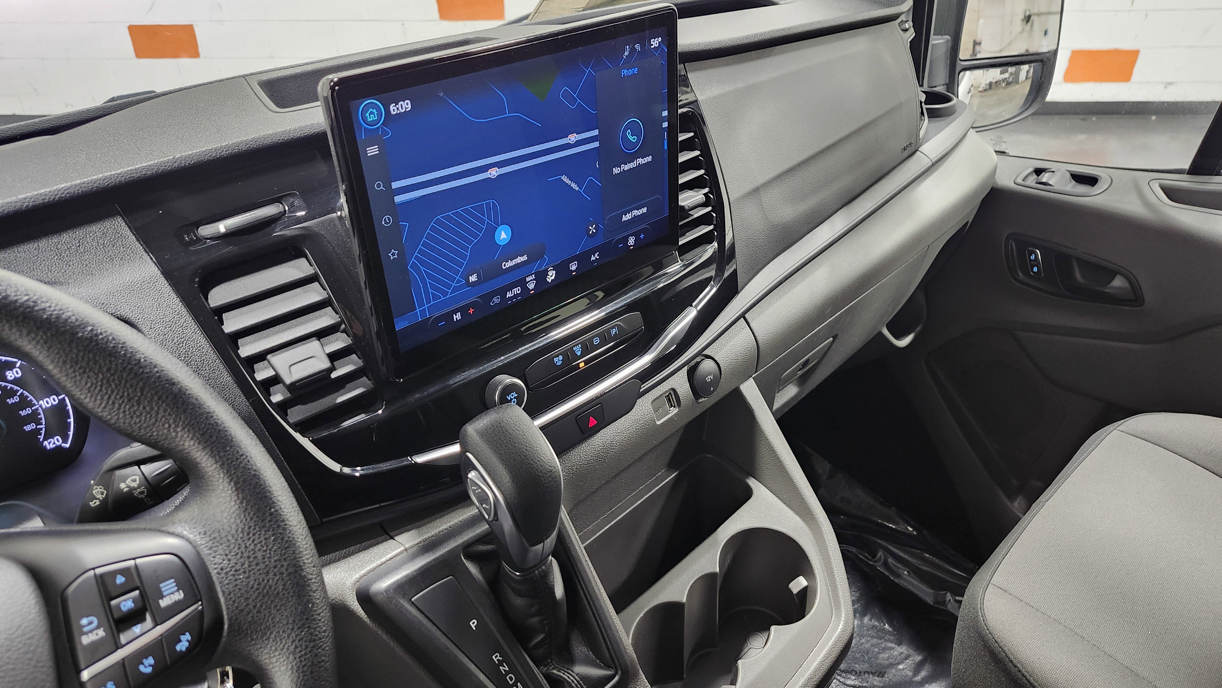 Used 2023 Ford Transit 350 XLT image 31