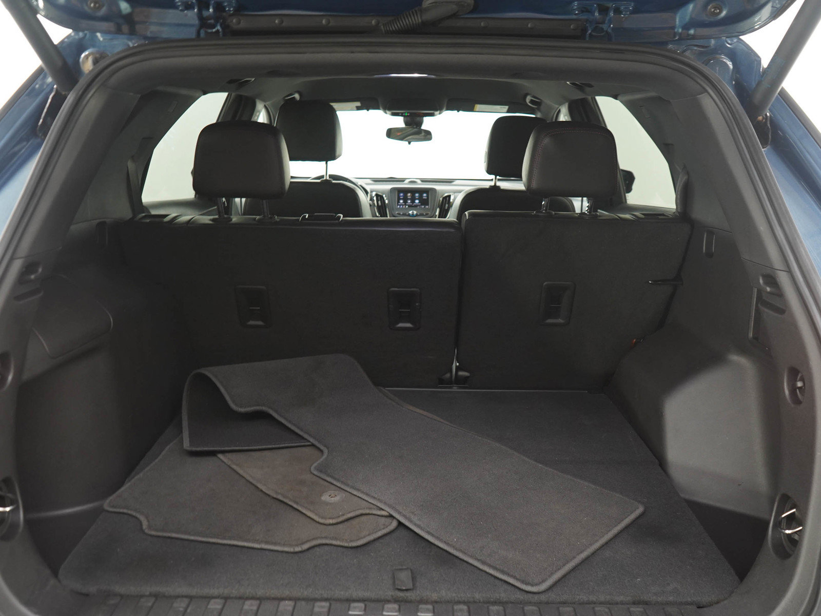 Used 2024 Chevrolet Equinox RS AWD/4WD image 13