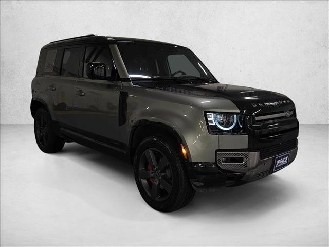 Used 2023 Land Rover Defender 110 X AWD/4WD image 3