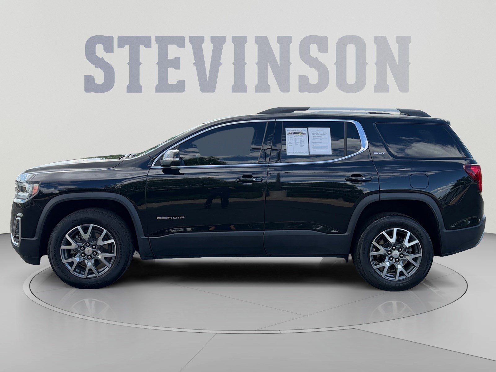 Used 2023 GMC Acadia SLT AWD/4WD image 2