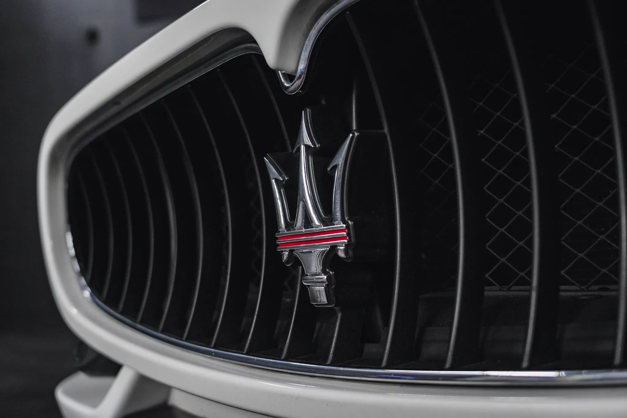 Used 2015 Maserati GranTurismo Sport image 6