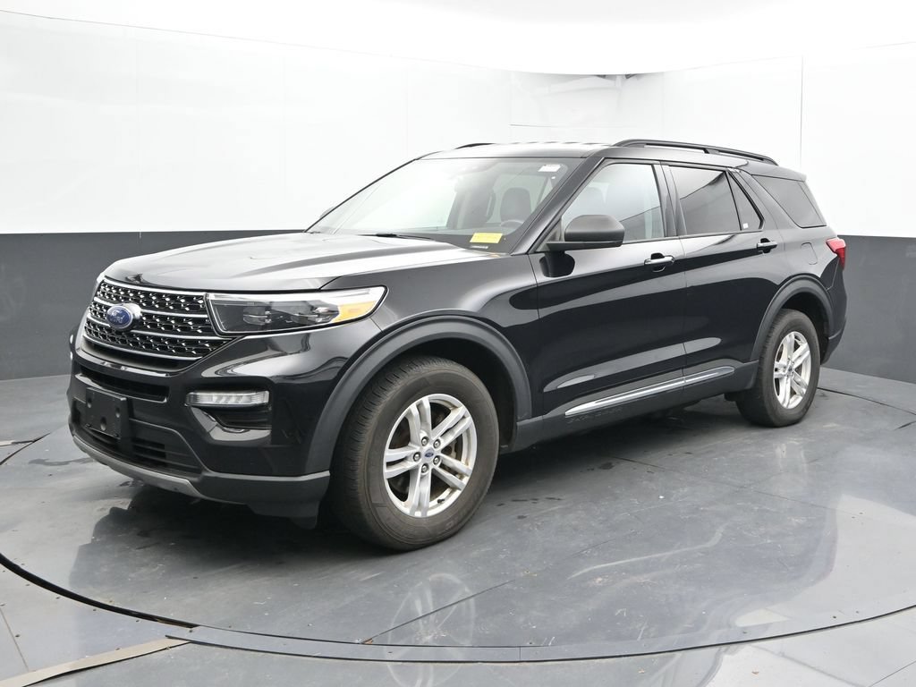Used 2020 Ford Explorer XLT w/ Equipment Group 202A AWD/4WD image 7