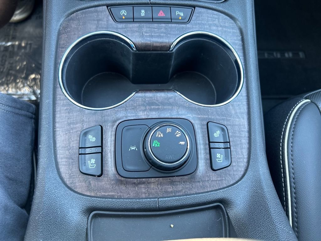 Used 2023 GMC Acadia Denali w/ Denali Ultimate Package image 28