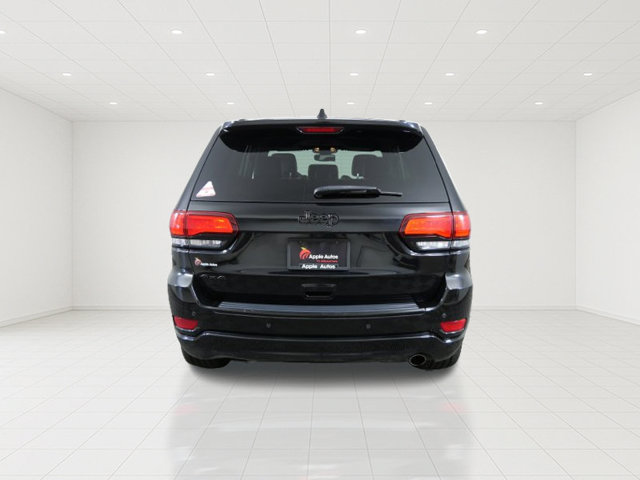 Used 2018 Jeep Grand Cherokee Altitude AWD/4WD image 5