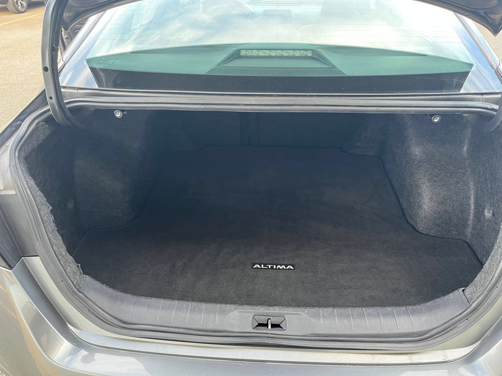 Used 2023 Nissan Altima 2.5 S FWD image 30