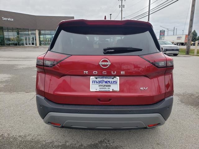 Used 2023 Nissan Rogue SV image 4