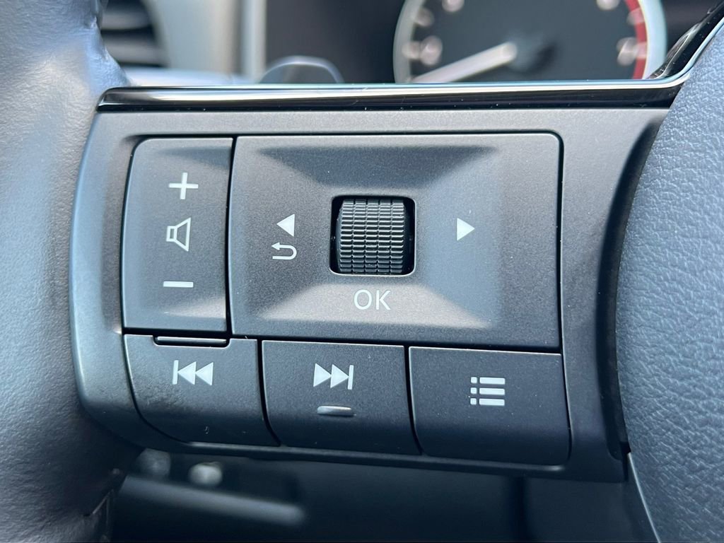 Certified 2023 Nissan Rogue SL w/ SL Premium Package image 10