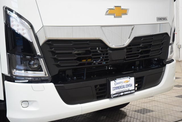New 2026 Chevrolet Low Cab Forward 5500 XD RWD image 7