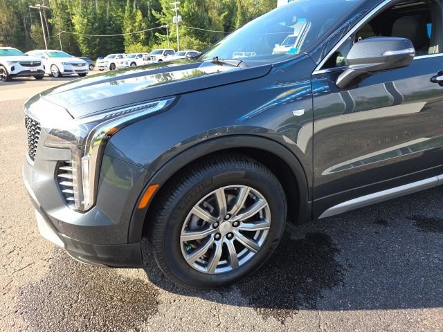 Used 2021 Cadillac XT4 Premium Luxury w/ Sun And Sound Package AWD/4WD image 35