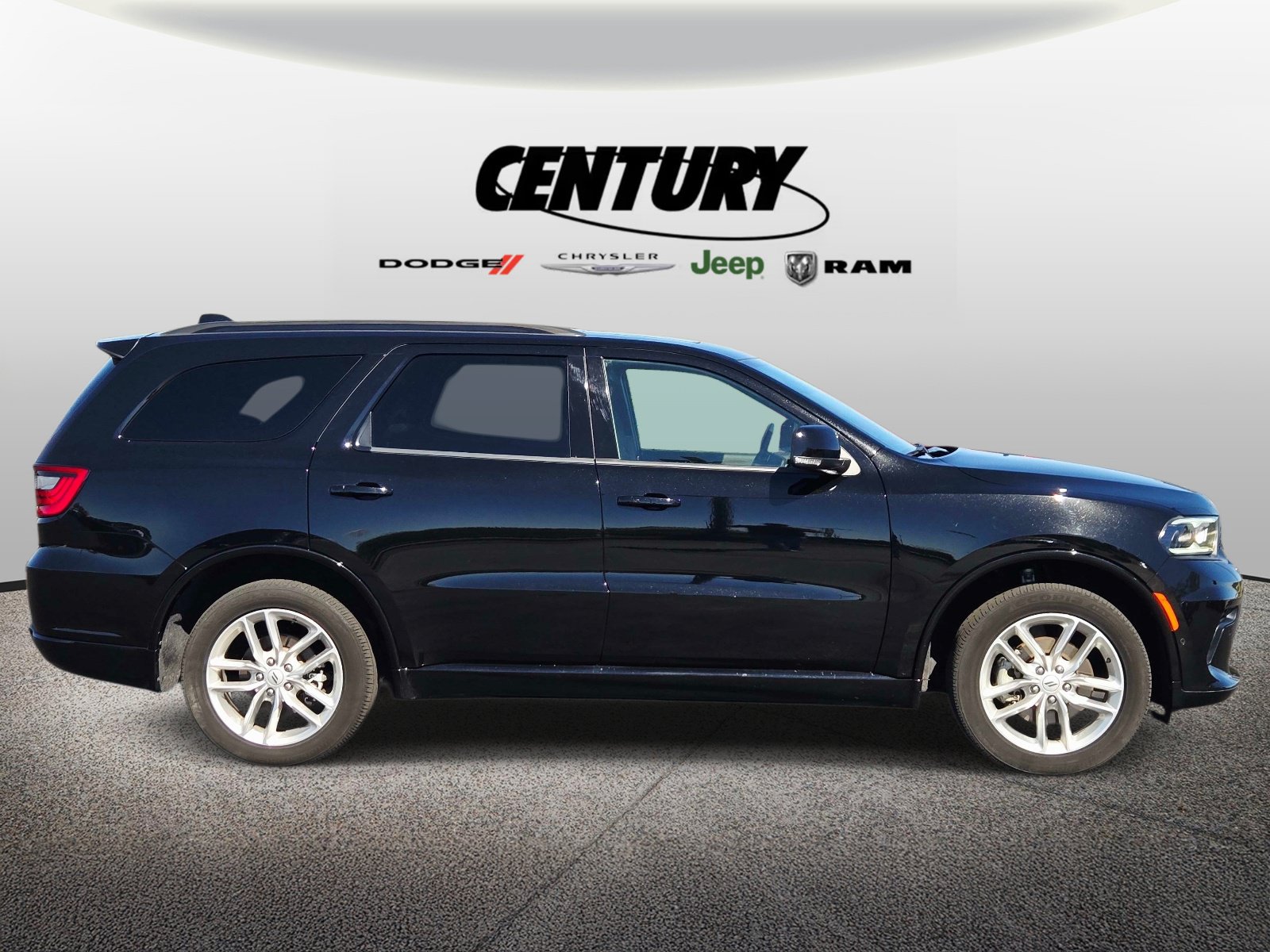 Used 2025 Dodge Durango GT AWD/4WD image 2