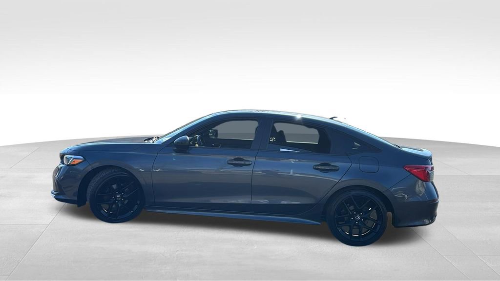 Used 2023 Honda Civic Sport image 4