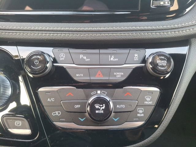 New 2026 Chrysler Pacifica Select image 20