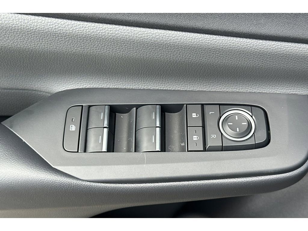 New 2026 Toyota Prius XLE image 12