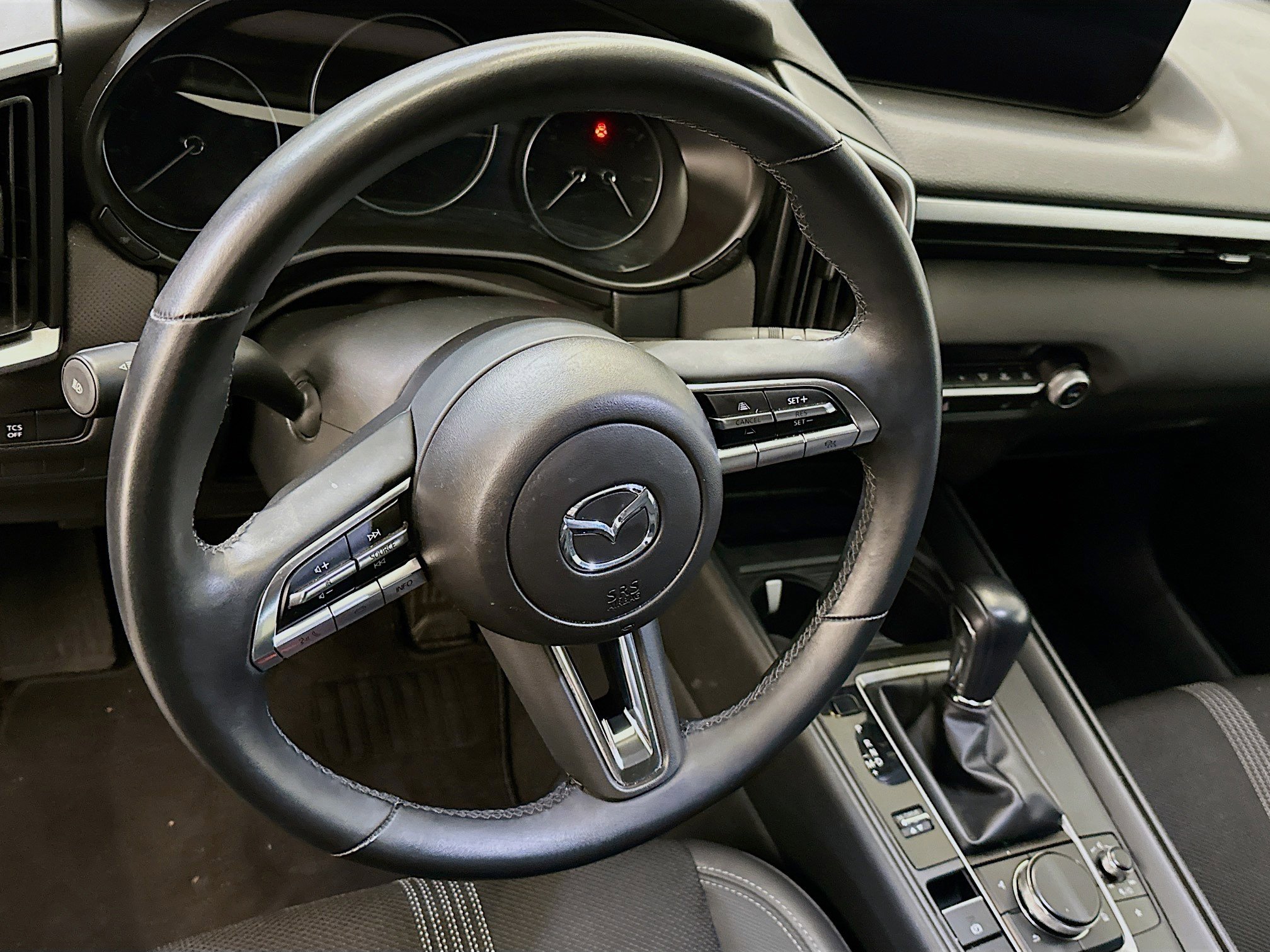 Used 2025 MAZDA CX-50 AWD 2.5 S w/ Premium Package image 18