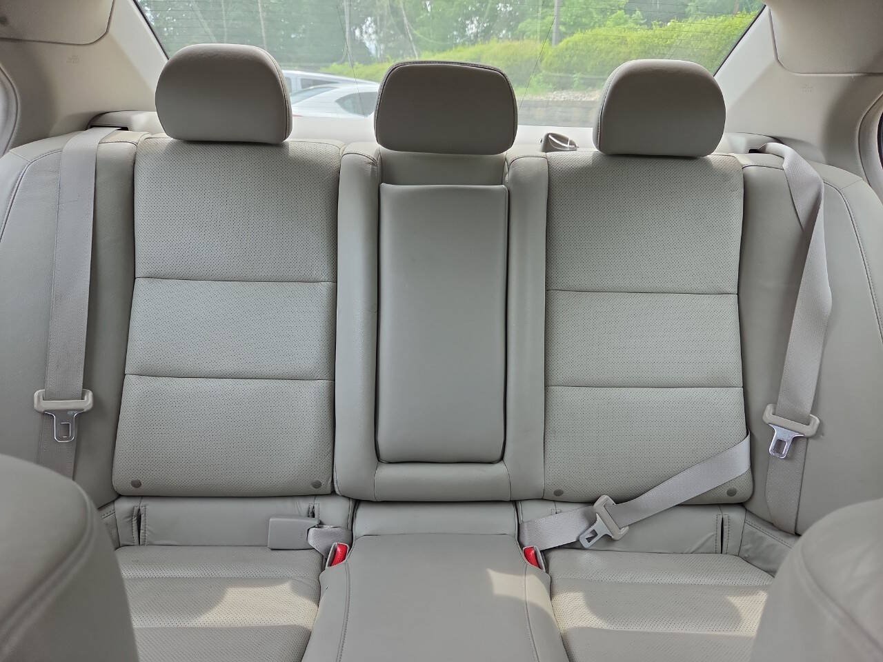 Used 2010 Acura TSX w/ Technology Package FWD image 32